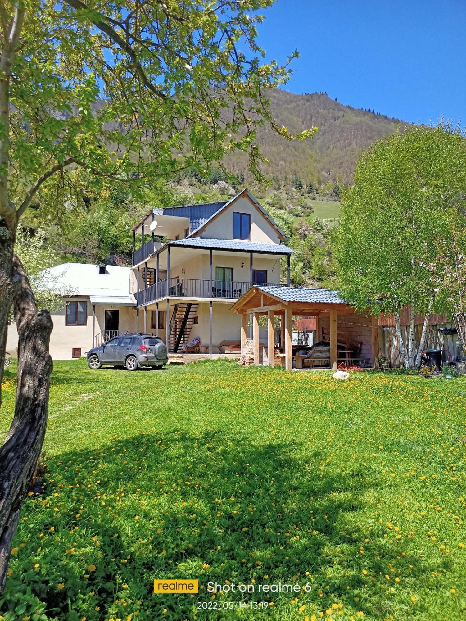 House B&B Mestia Exterior photo
